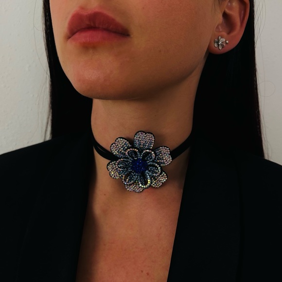 New Rhinestone Flower Cobalt Blue Necklace Choker - Picture 6 of 14